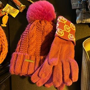 MK Gloves And hat Set